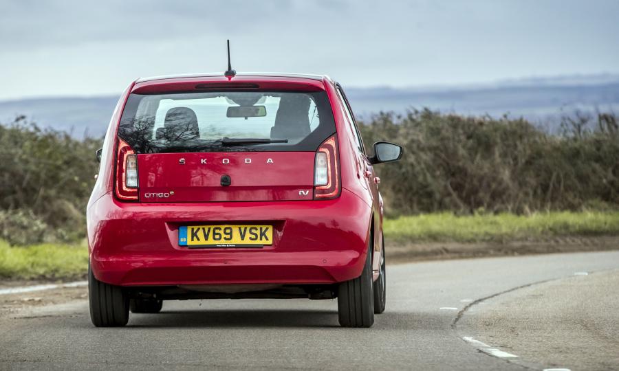  Skoda Citigoᵉ iV 2019 года  (UK) (фото 14 из 40)